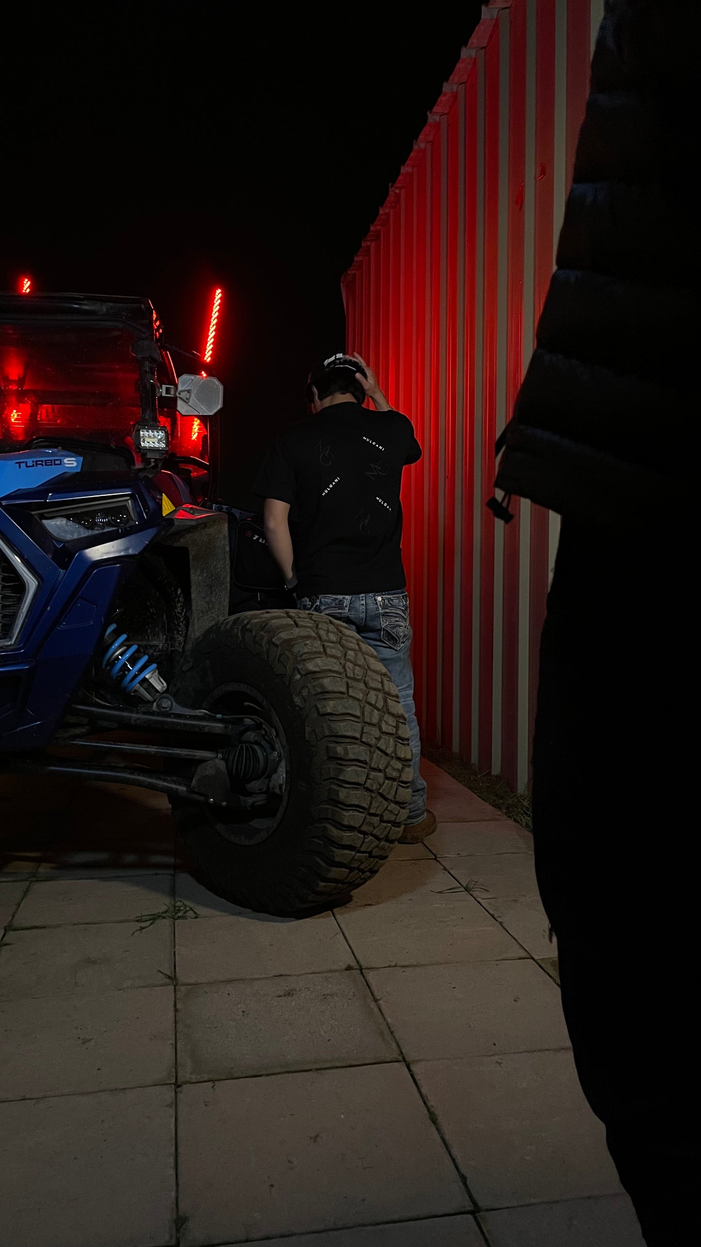 MULGANI WORLD T- SHIRT